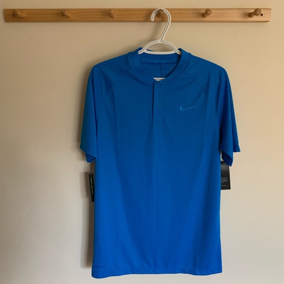 nike momentum shirt